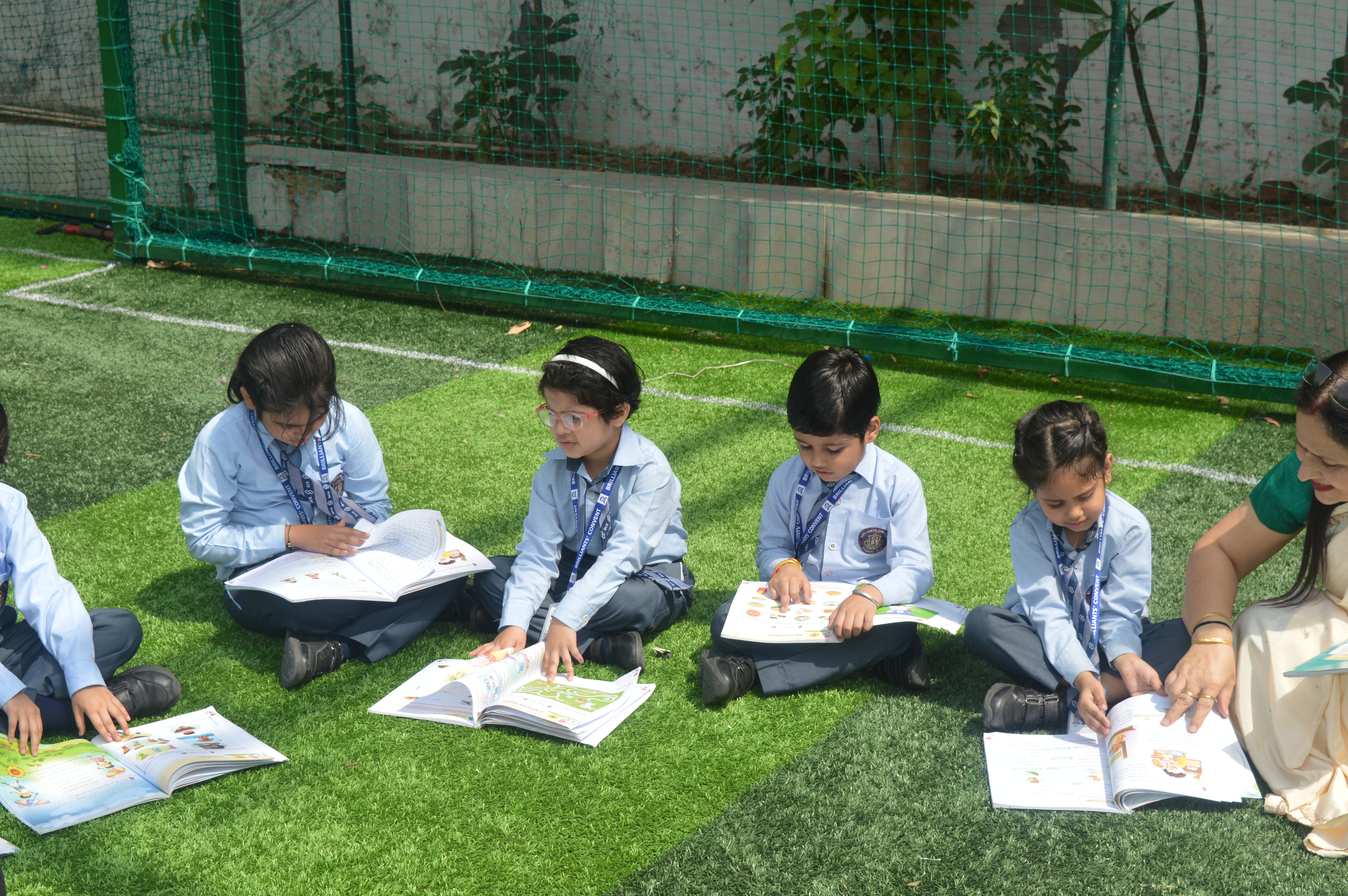 Gallery Moment